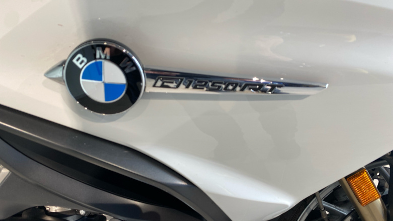 BMW R1250 RT LE (20MY)